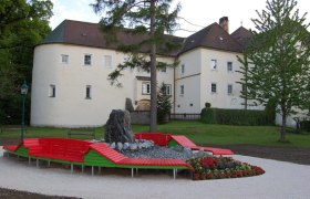 Dirndloase im Schlosspark, © Gemeinde Kirchberg Dirndloase im Schlosspark, © Gemeinde Kirchberg