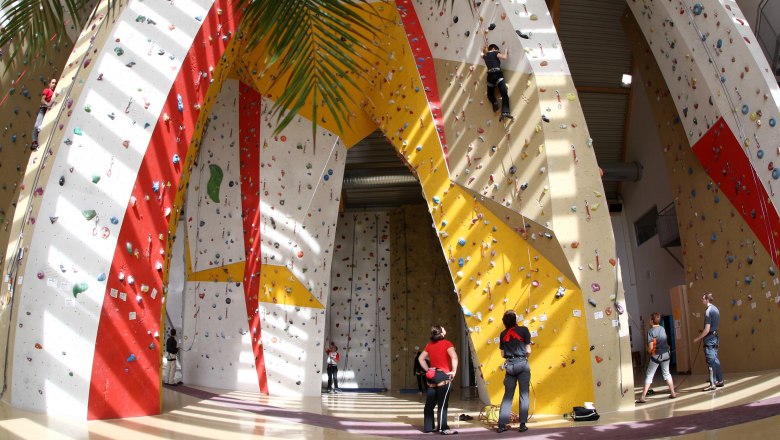 Sport- und Therapiekletterhalle in Weinburg, © STKZ Weinburg