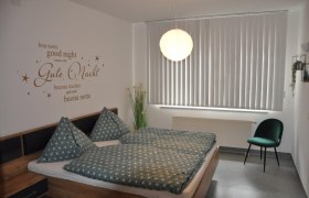 Schlafzimmer Apartment Auszeit, &copy; Krippl