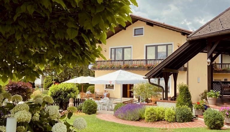 s'Wirtshaus, &copy; Buder